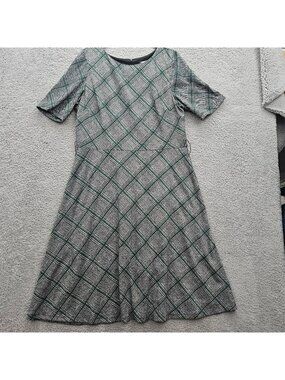 Sandra Darren Gray Green Plaid Fit Flare Dress Size 16 Mid-Length Short Sleeve